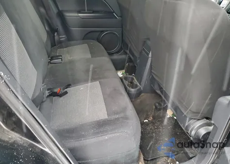 2016 Jeep Compass Sport z USA, uszkodzony, nr VIN 1C4NJDBBXGD566419